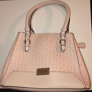 Cute Pink/Nude/cream Guess Purse Unused and New.